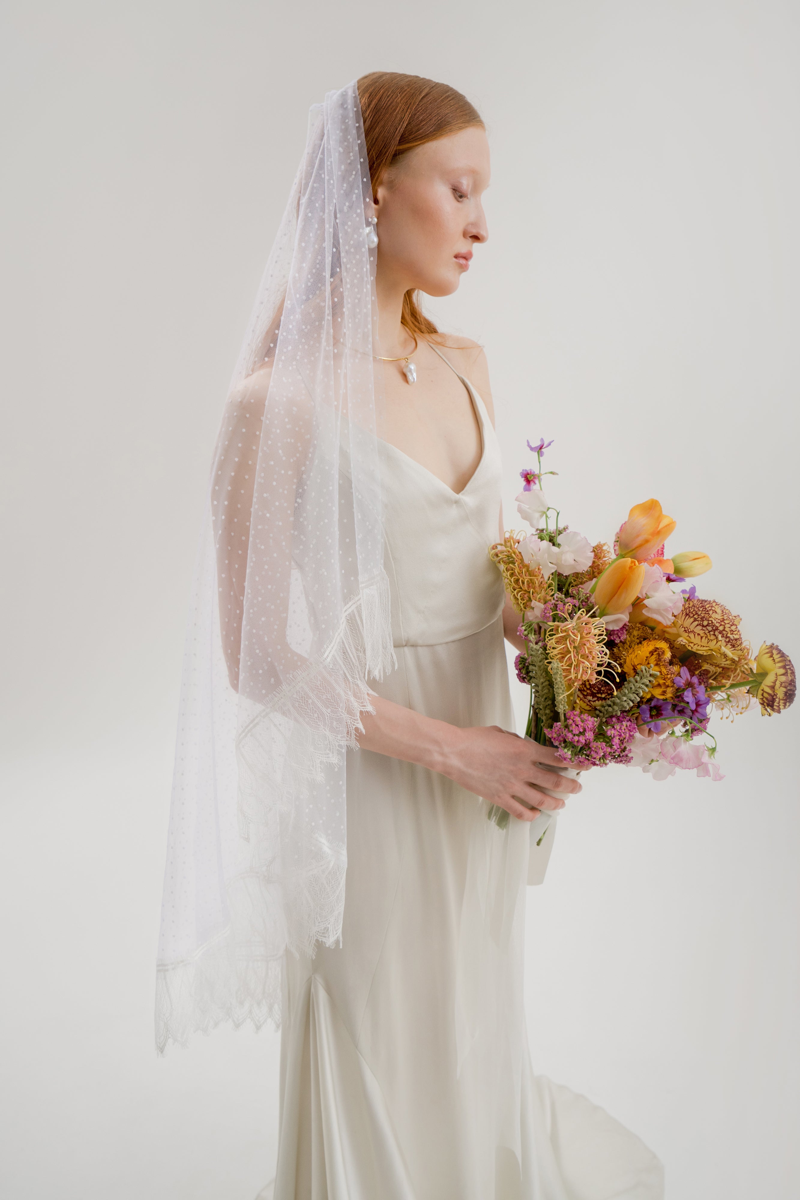 Swiss Dot Lace Trim Veil Blanco New York Swiss Dot Lace Trim Veil Blanco New York